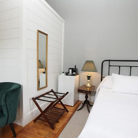 Jackson'S Falls Country Inn Milford 외부 사진