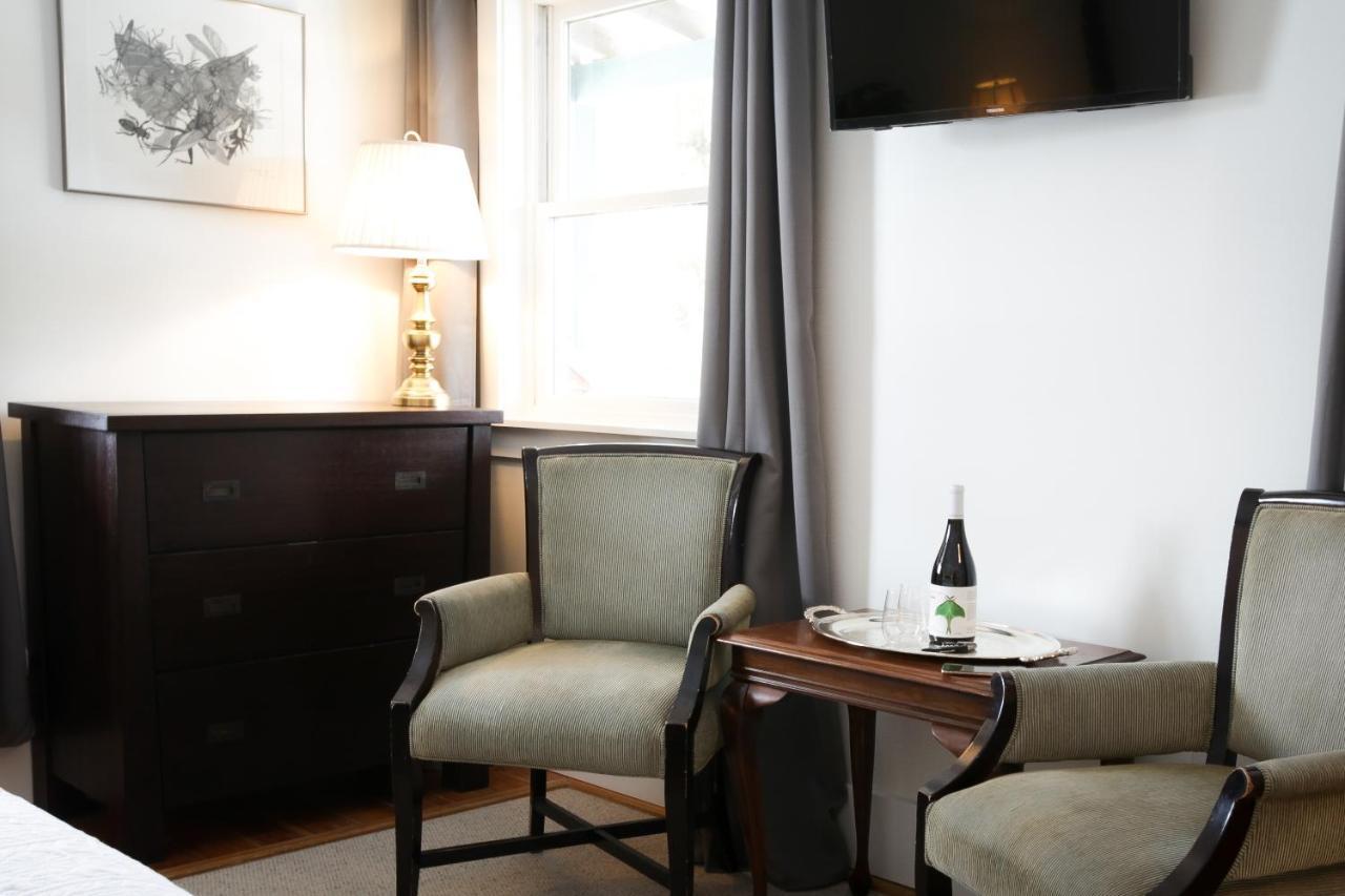 Jackson'S Falls Country Inn Milford 외부 사진