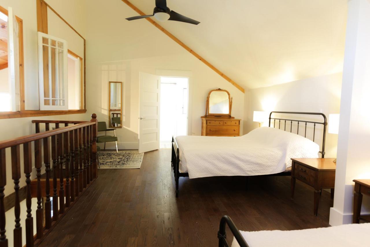 Jackson'S Falls Country Inn Milford 외부 사진