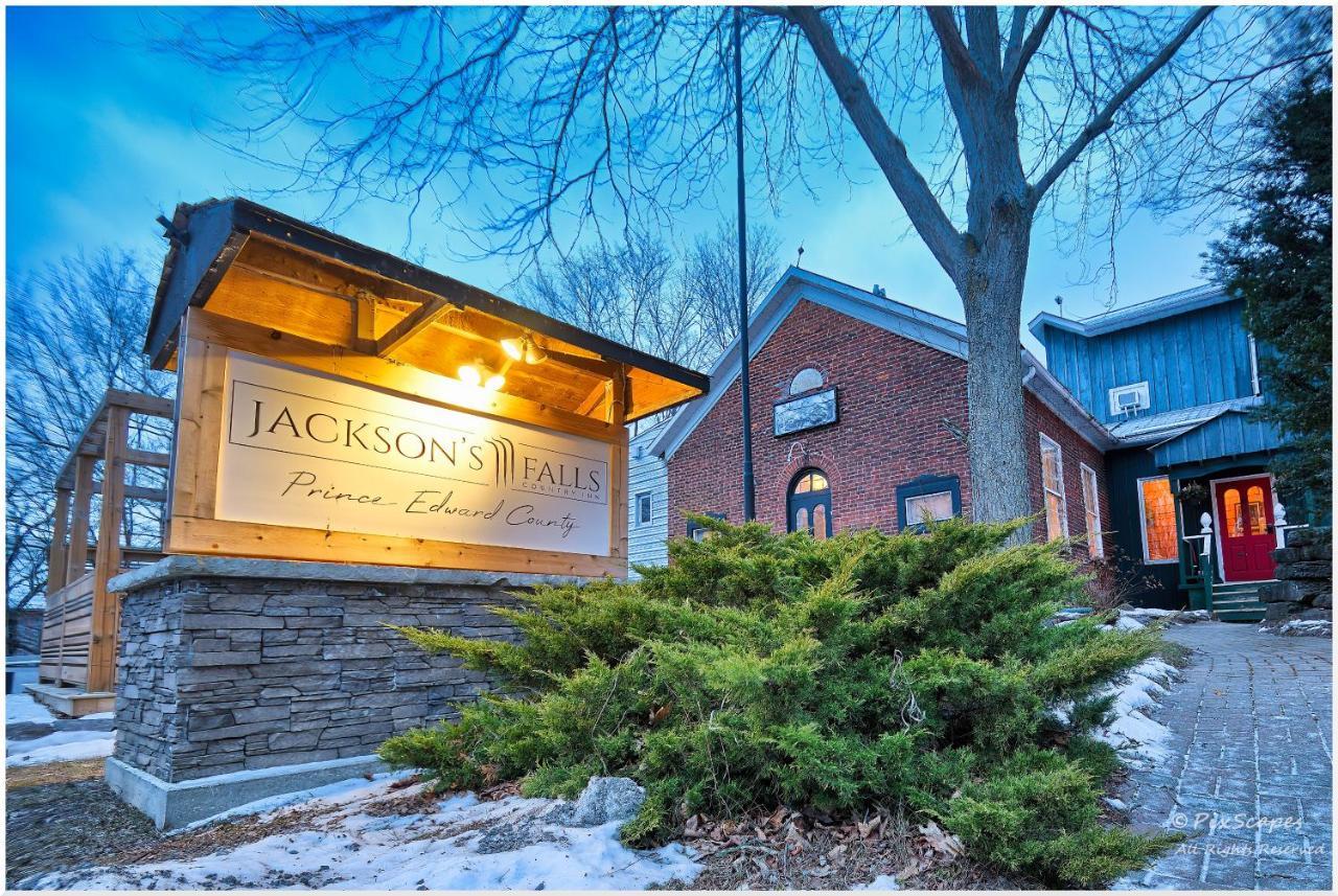 Jackson'S Falls Country Inn Milford 외부 사진