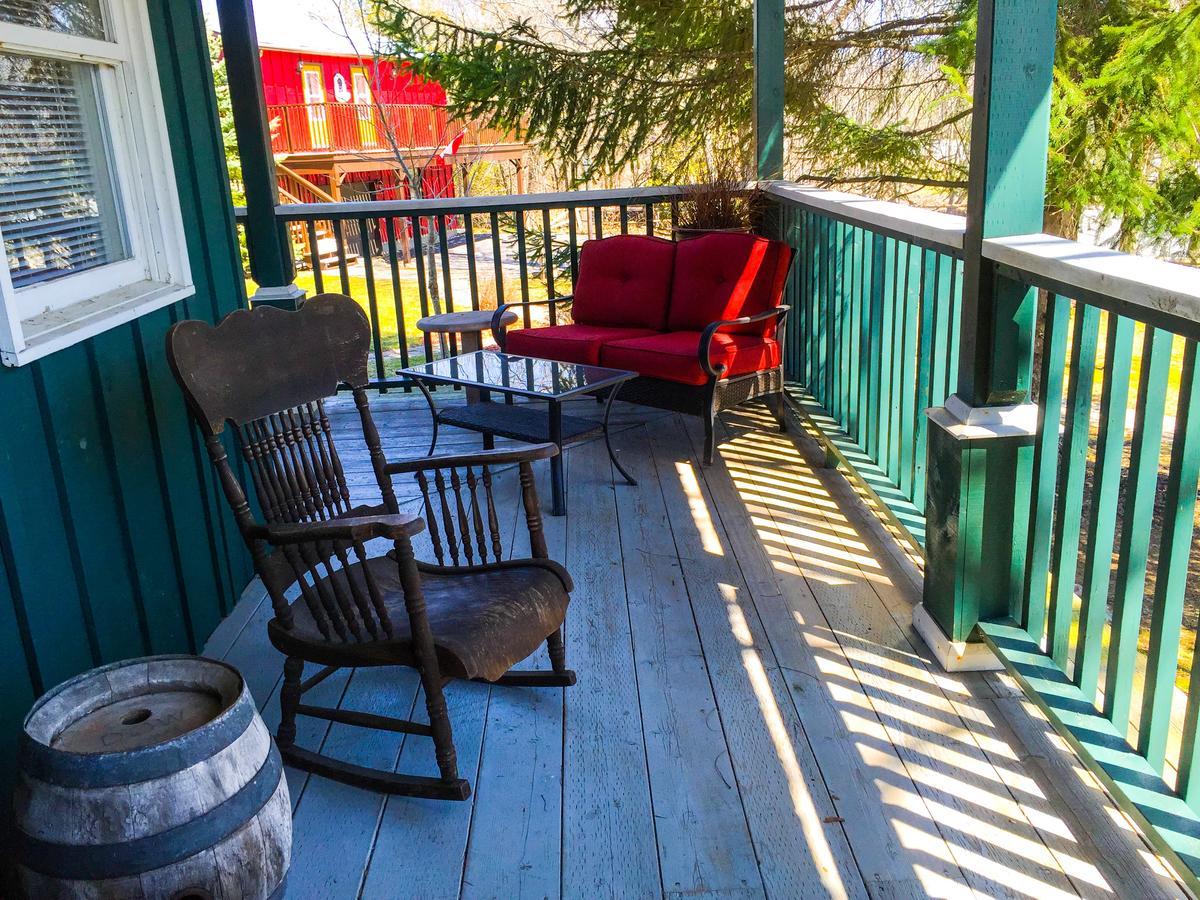Jackson'S Falls Country Inn Milford 외부 사진